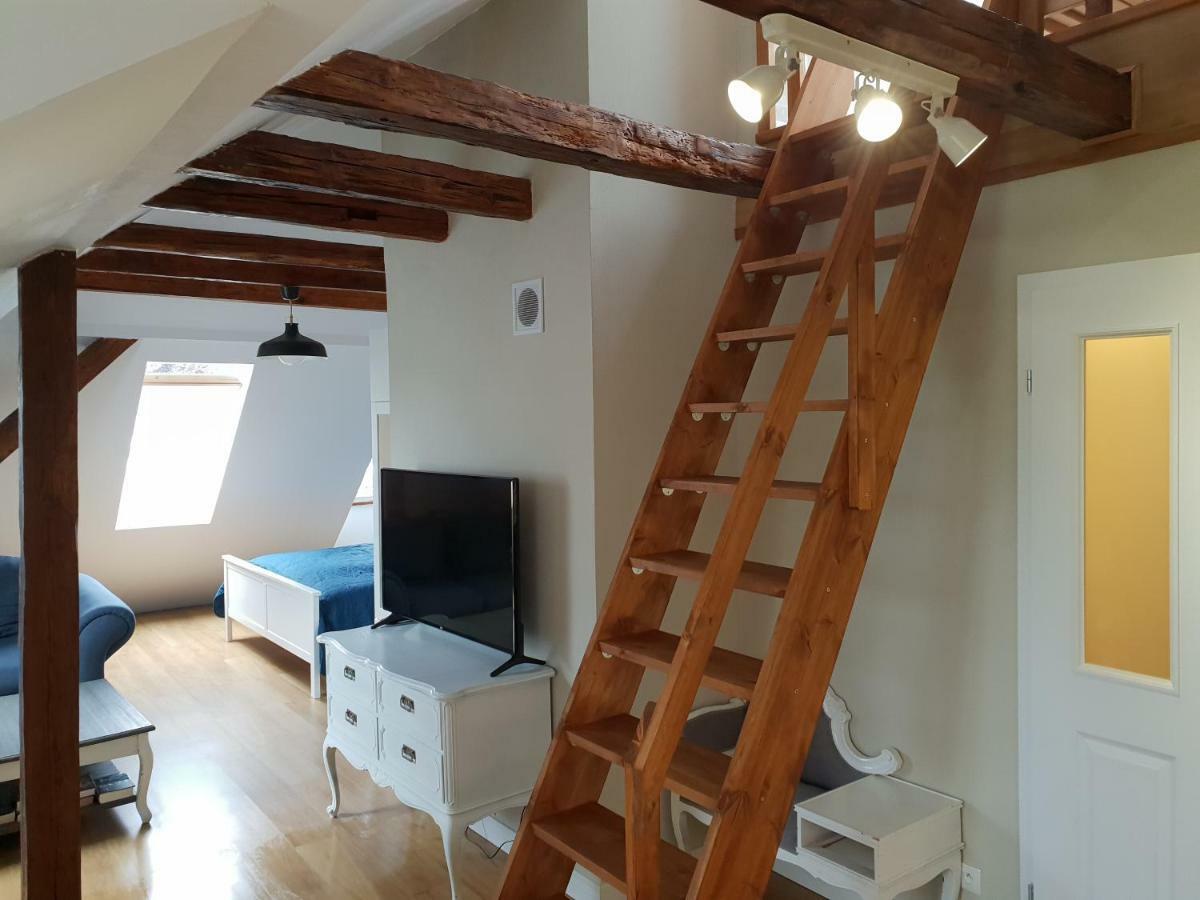 Apartamenty Deptak Цехоцинек Экстерьер фото