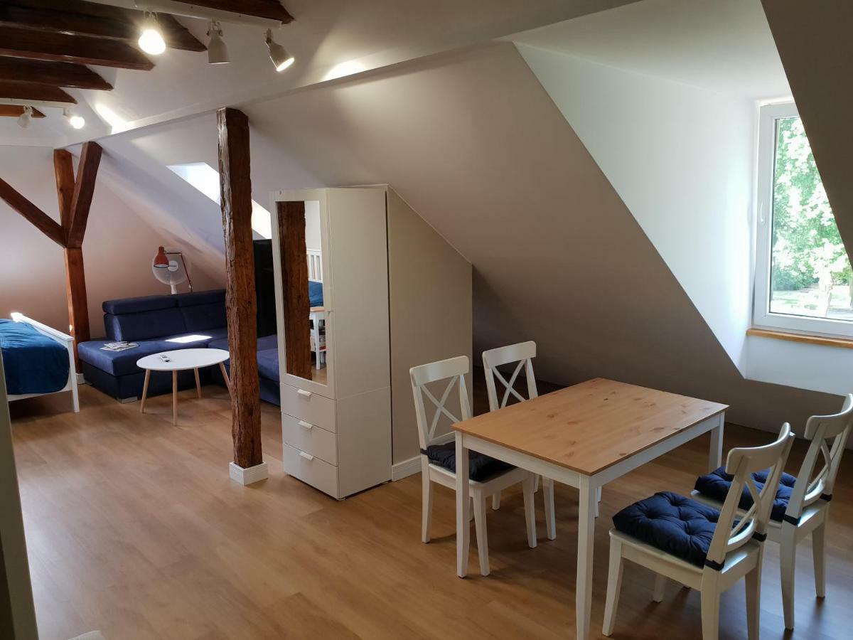 Apartamenty Deptak Цехоцинек Экстерьер фото